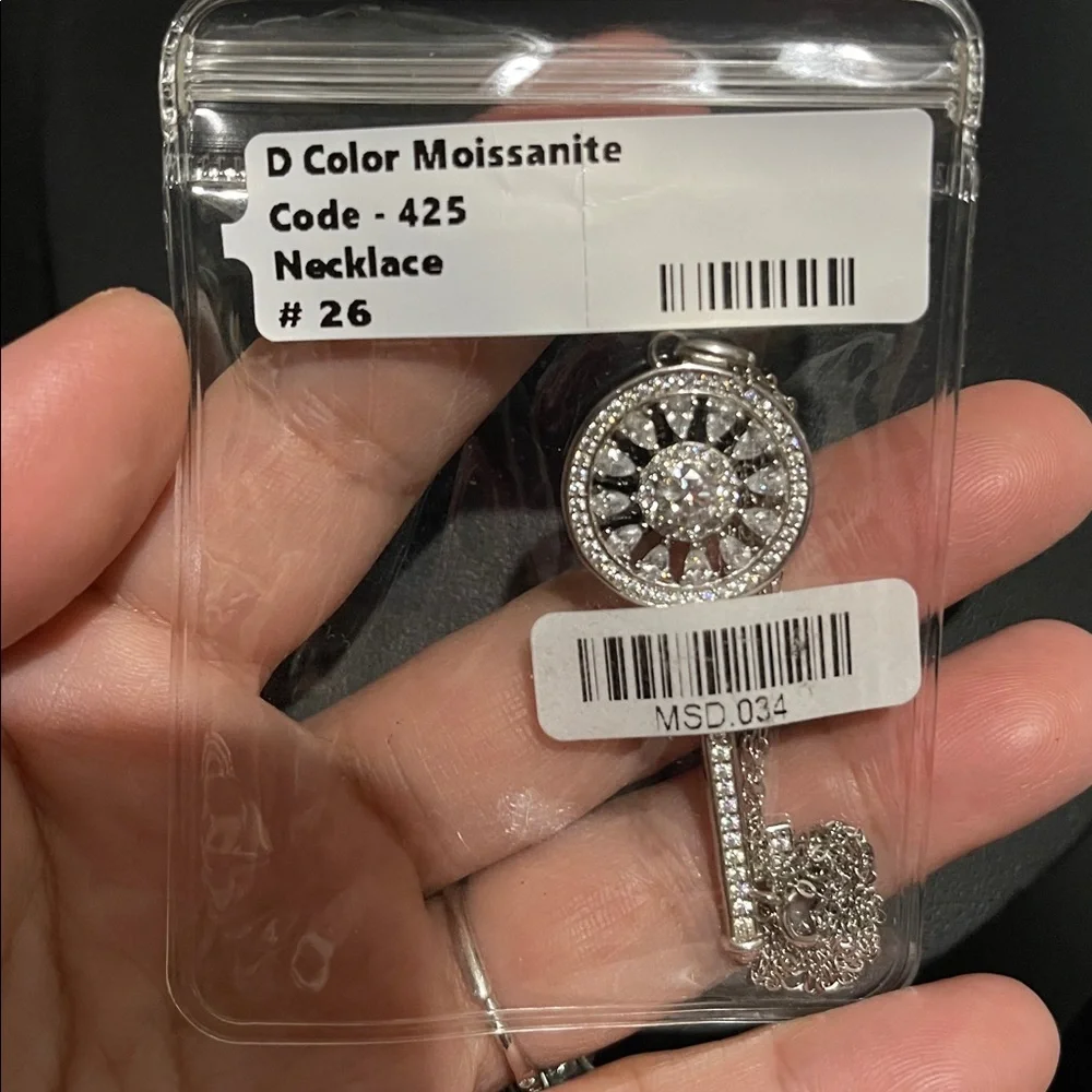 NWT Solid Silver 925 Key Pendant Moissanite and CZ Necklace 17” - Picture 8 of 10